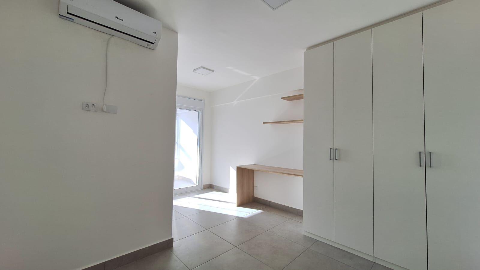 Apartamento para alugar com 2 quartos, 75m² - Foto 12