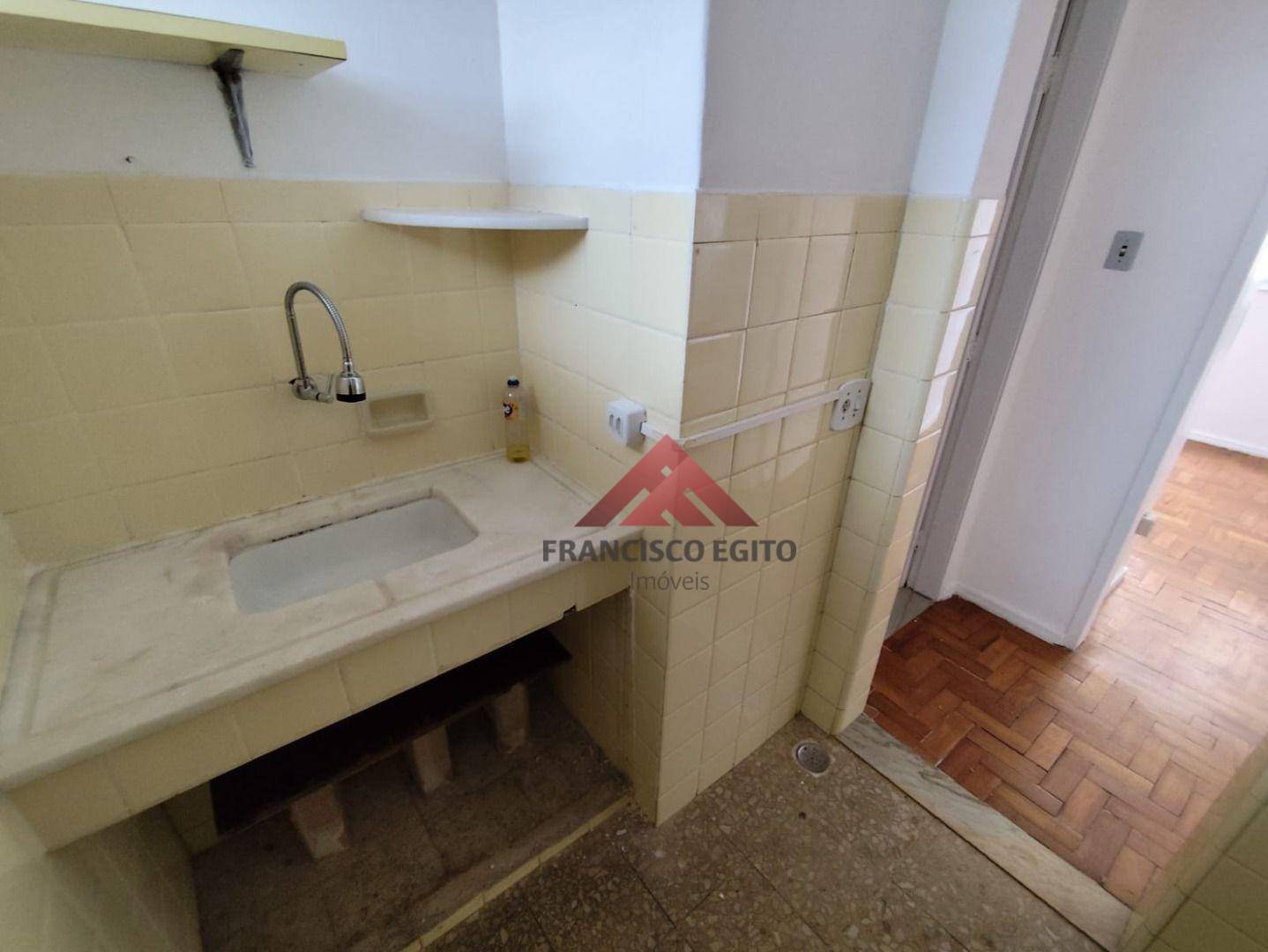 Apartamento para alugar com 1 quarto, 46m² - Foto 9