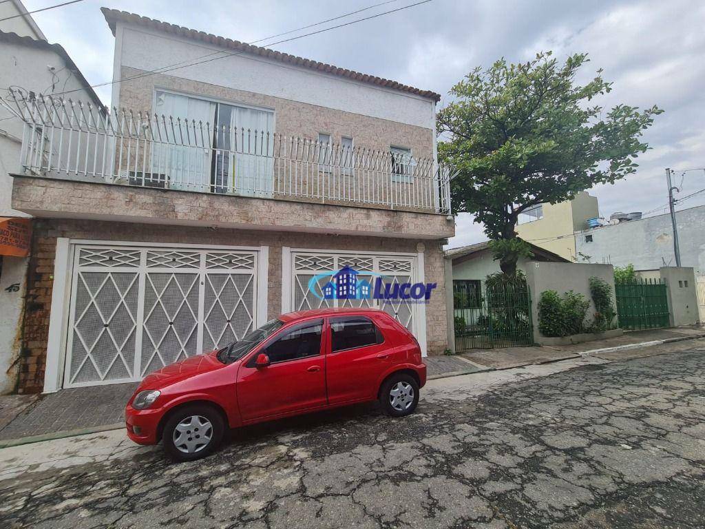 Sobrado à venda com 4 quartos, 200m² - Foto 1