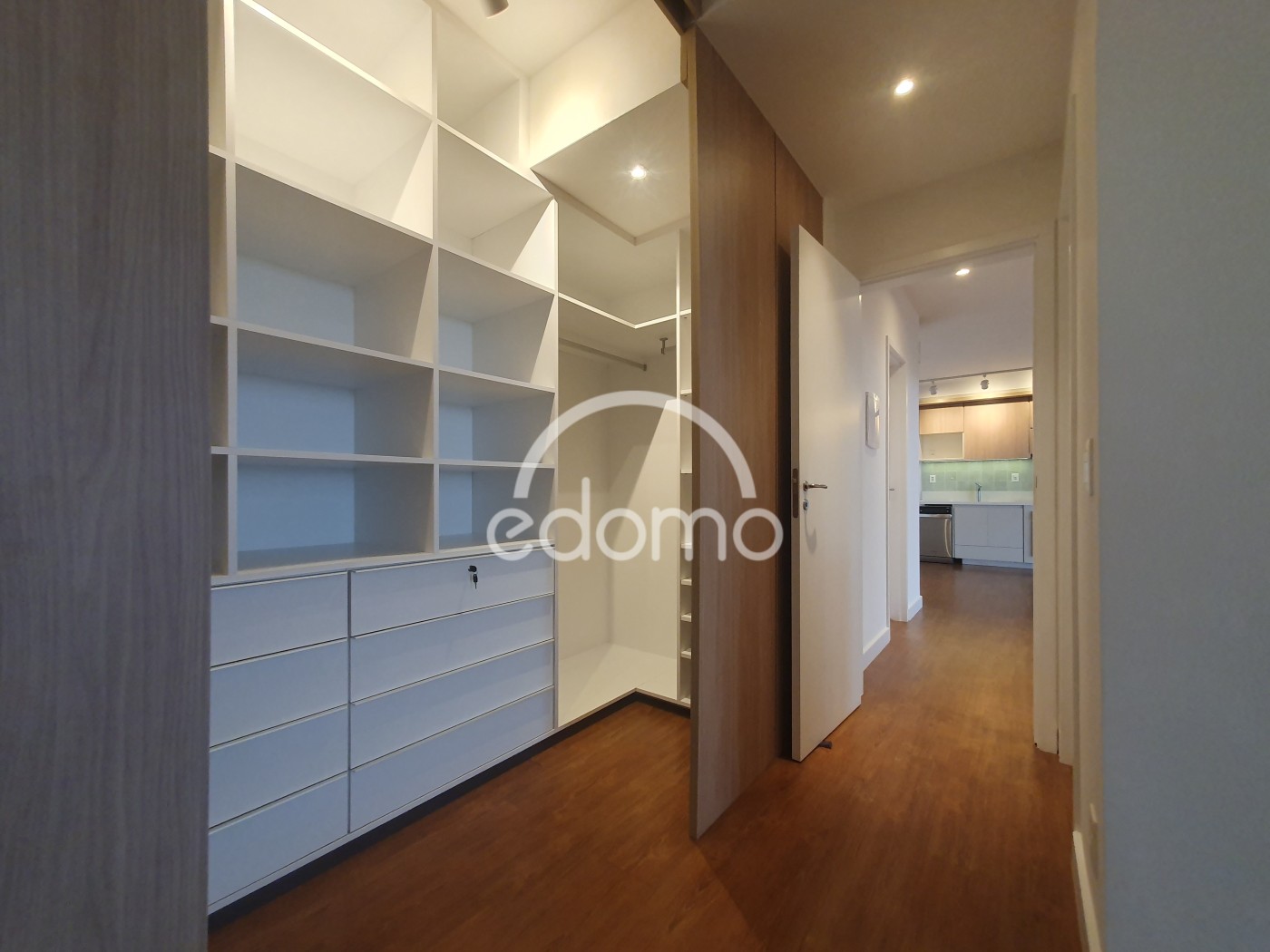 Apartamento para alugar com 1 quarto, 71m² - Foto 9