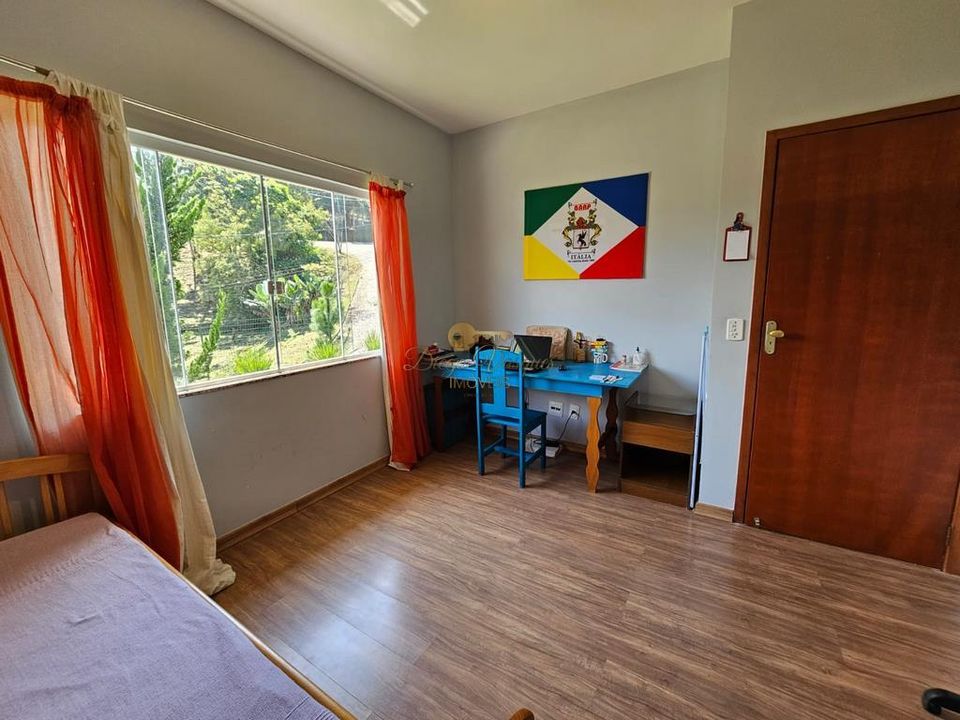 Casa de Condomínio à venda com 4 quartos, 181m² - Foto 13