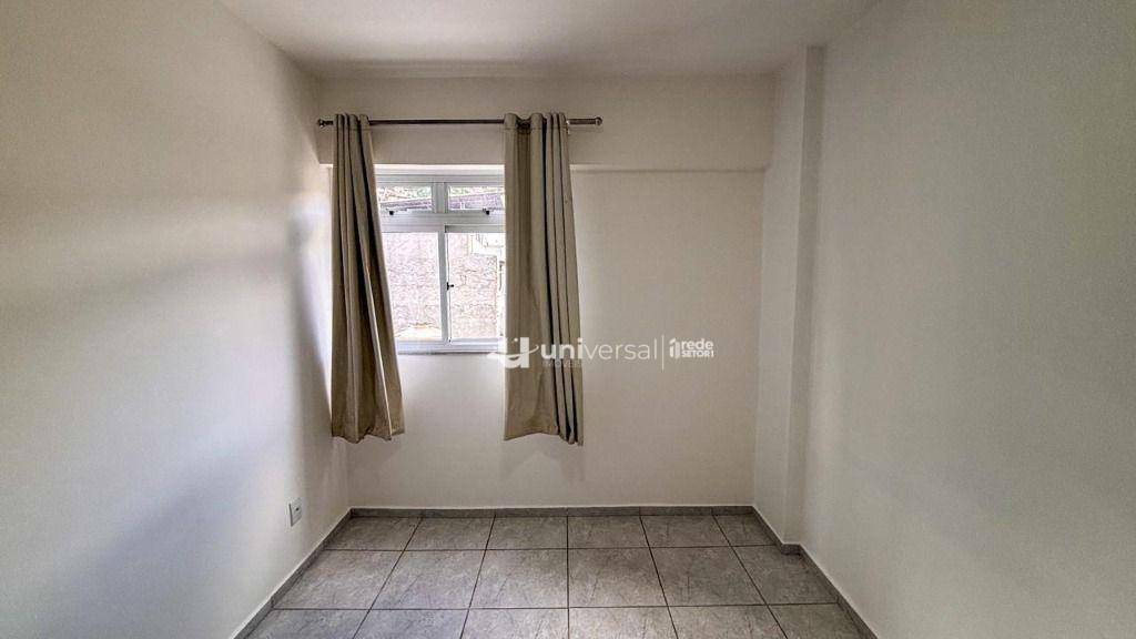 Apartamento para alugar com 2 quartos, 60m² - Foto 11