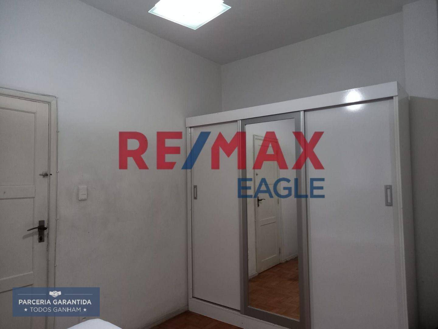 Apartamento à venda com 2 quartos, 85m² - Foto 10