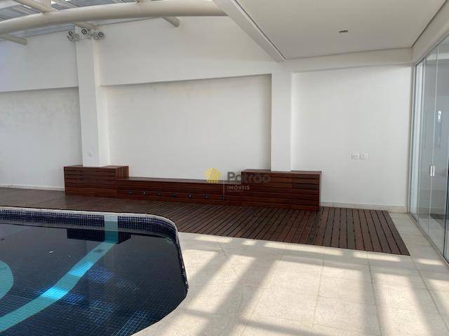 Casa à venda e aluguel com 6 quartos, 1131m² - Foto 9