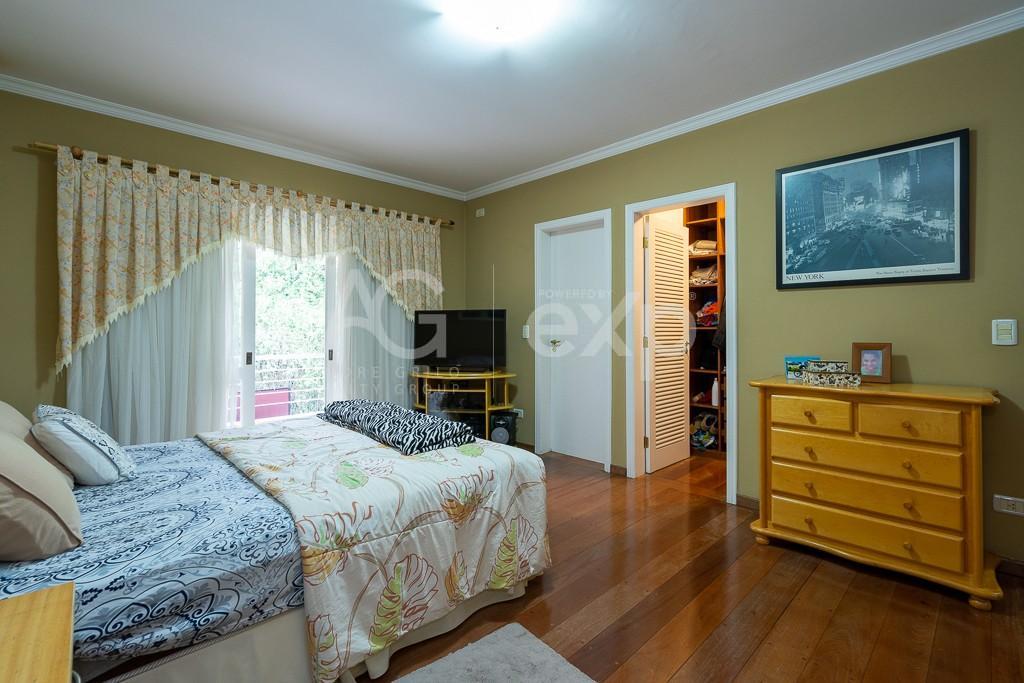 Casa à venda com 4 quartos, 584m² - Foto 37