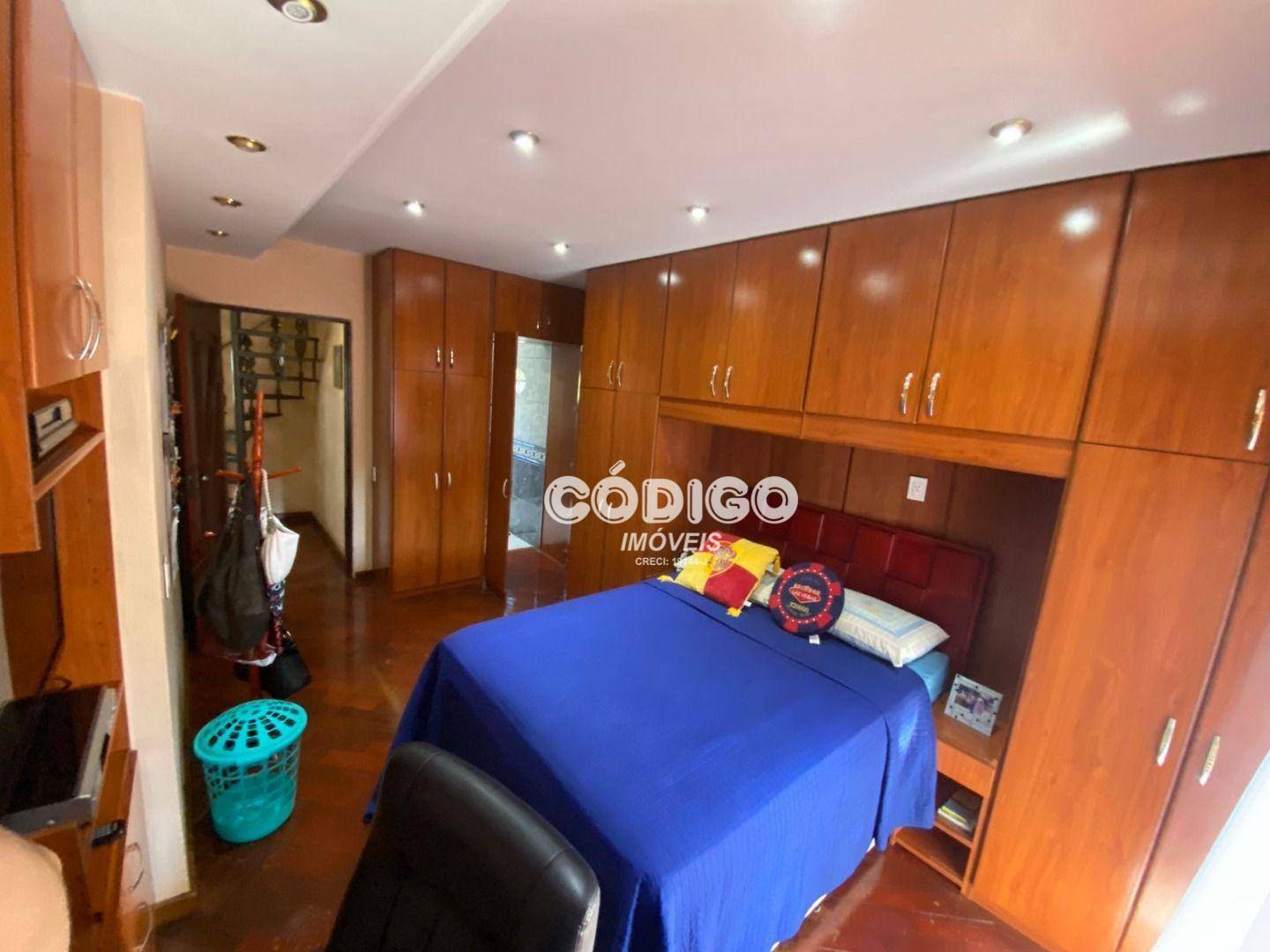 Sobrado à venda com 3 quartos, 256m² - Foto 10