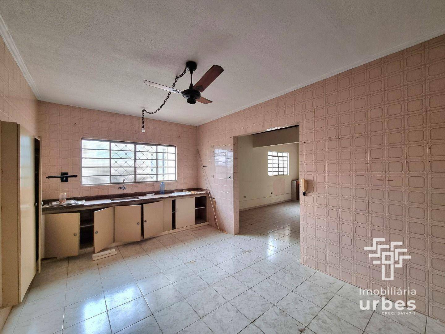 Casa à venda com 4 quartos, 255m² - Foto 13