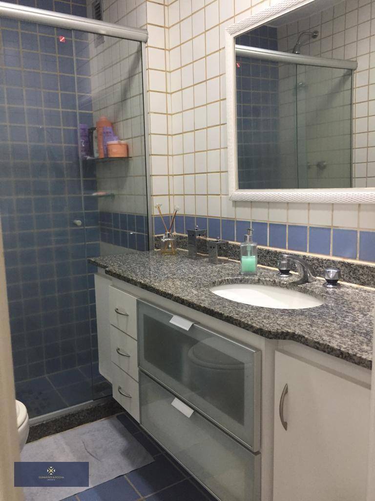 Apartamento à venda com 2 quartos, 80m² - Foto 28