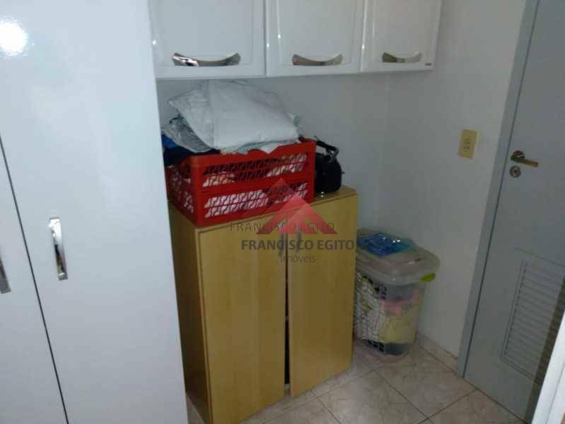 Apartamento à venda com 3 quartos, 90m² - Foto 17