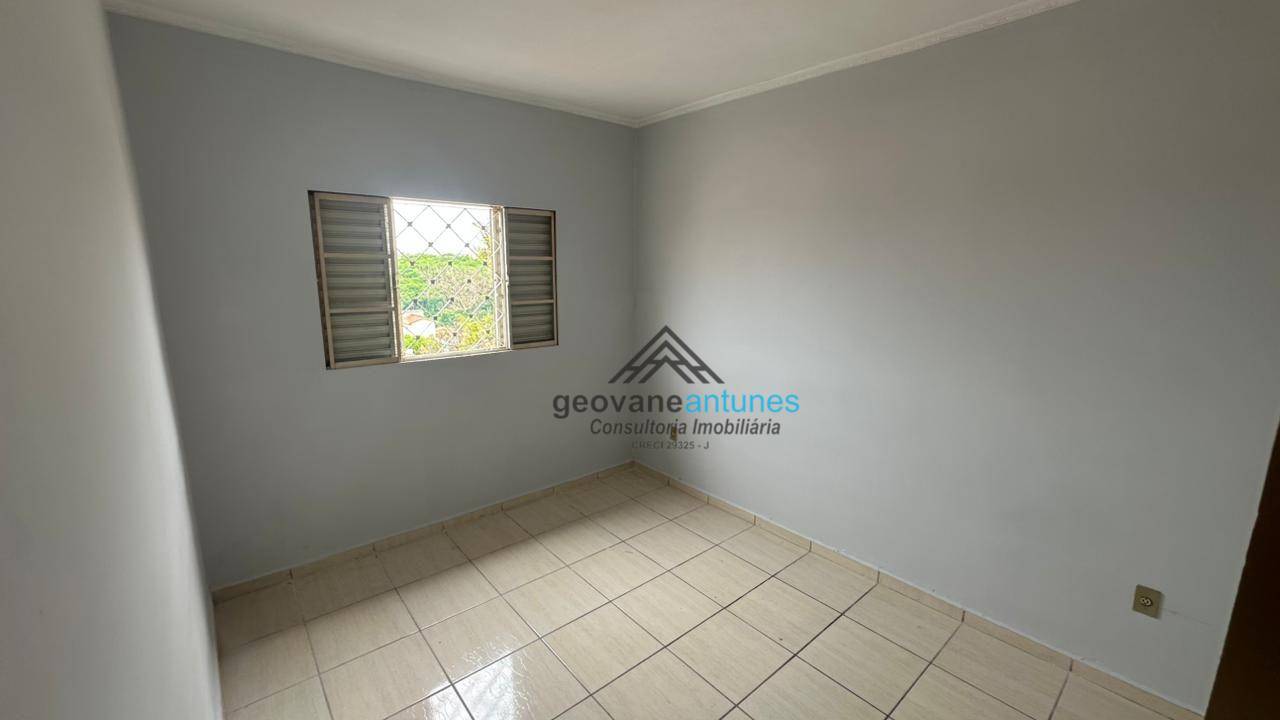 Apartamento para alugar com 2 quartos, 65m² - Foto 6