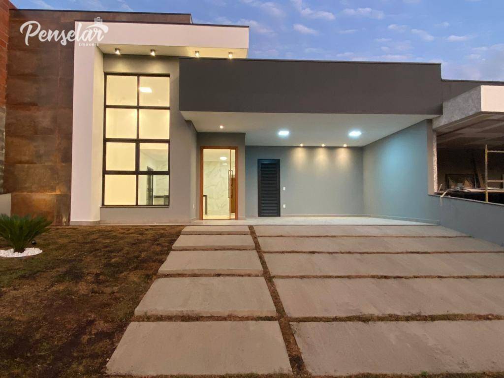 Casa de Condomínio à venda com 3 quartos, 196m² - Foto 1