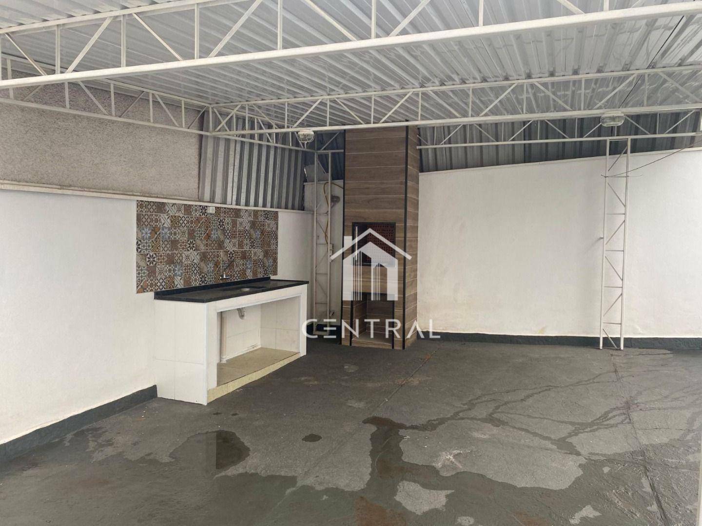 Casa de Condomínio para alugar com 3 quartos, 180m² - Foto 31