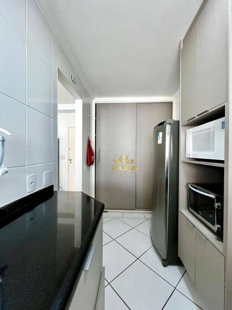 Apartamento à venda com 1 quarto, 60m² - Foto 15