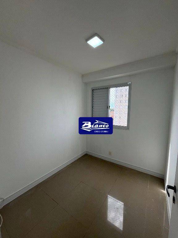 Apartamento para alugar com 2 quartos, 43m² - Foto 14
