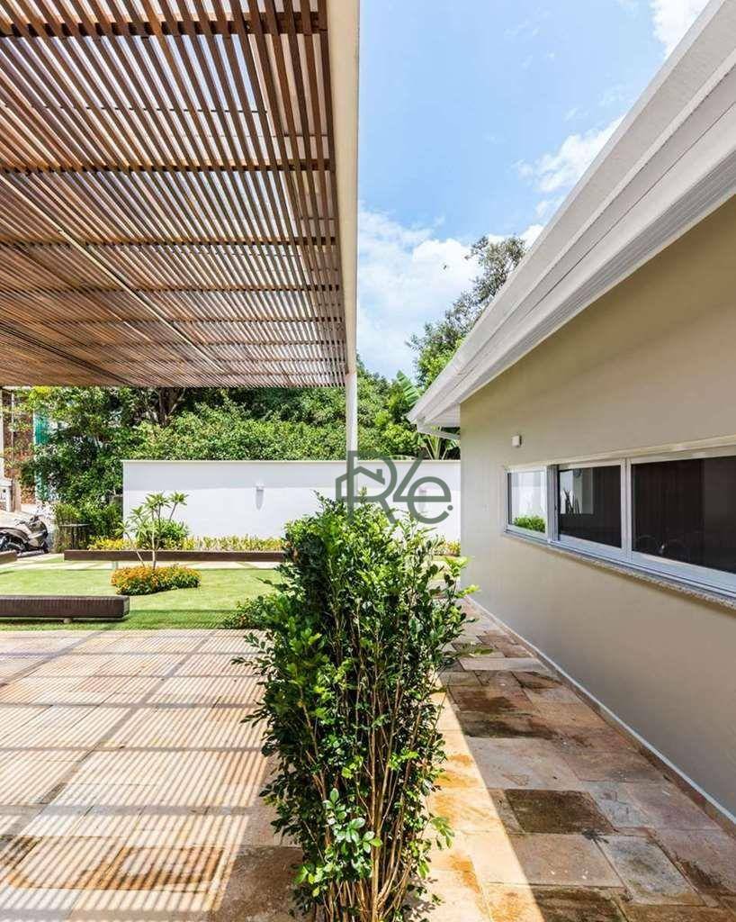 Casa de Condomínio à venda com 3 quartos, 370m² - Foto 6