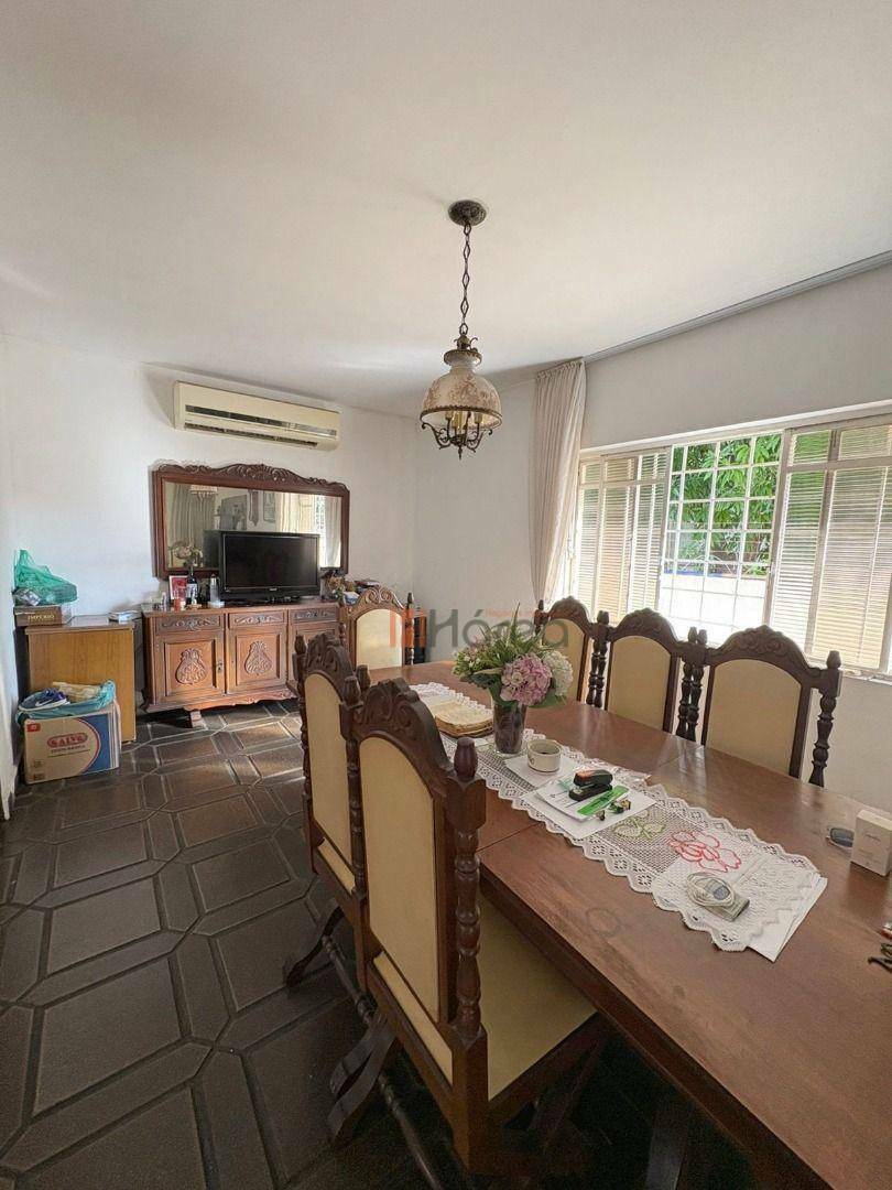 Casa à venda com 3 quartos, 344m² - Foto 16