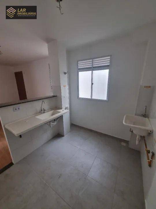 Apartamento à venda com 2 quartos, 40m² - Foto 10