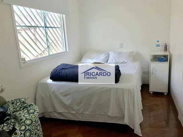 Sobrado à venda com 3 quartos, 250m² - Foto 13