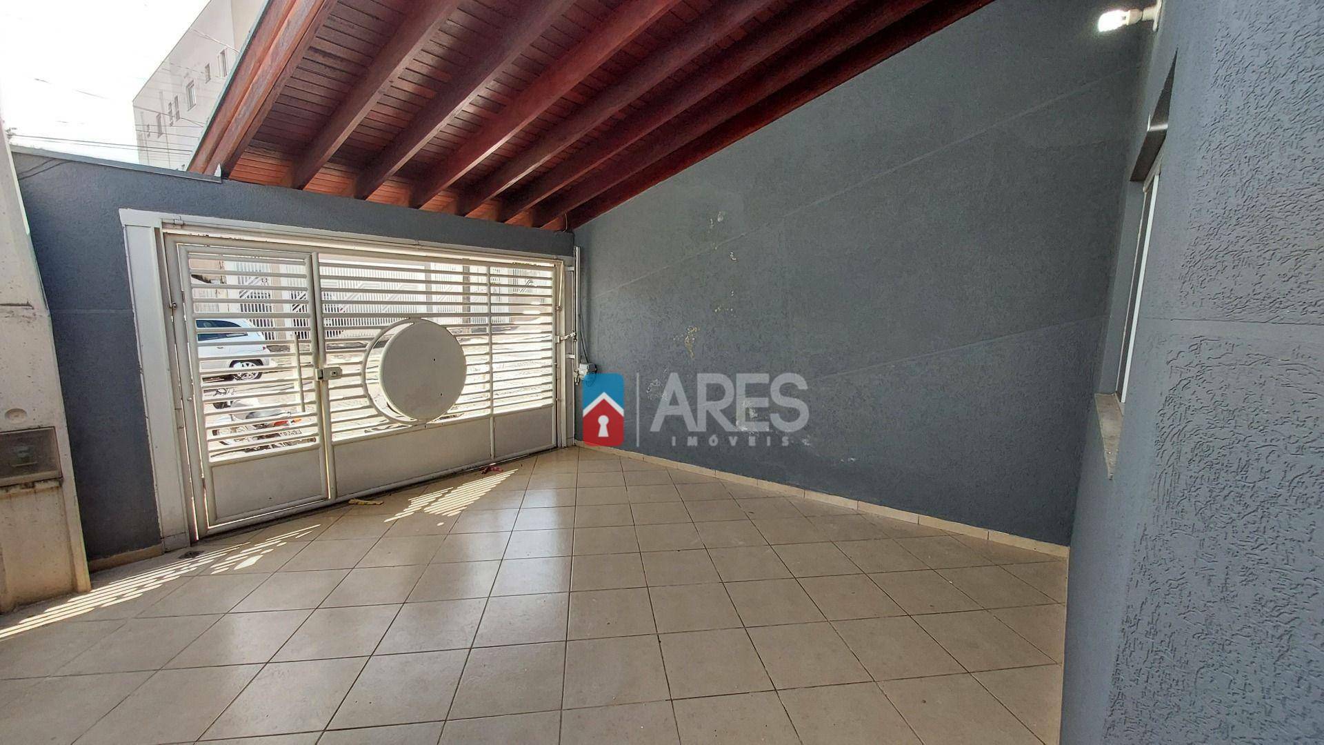 Casa para alugar com 2 quartos, 100m² - Foto 11