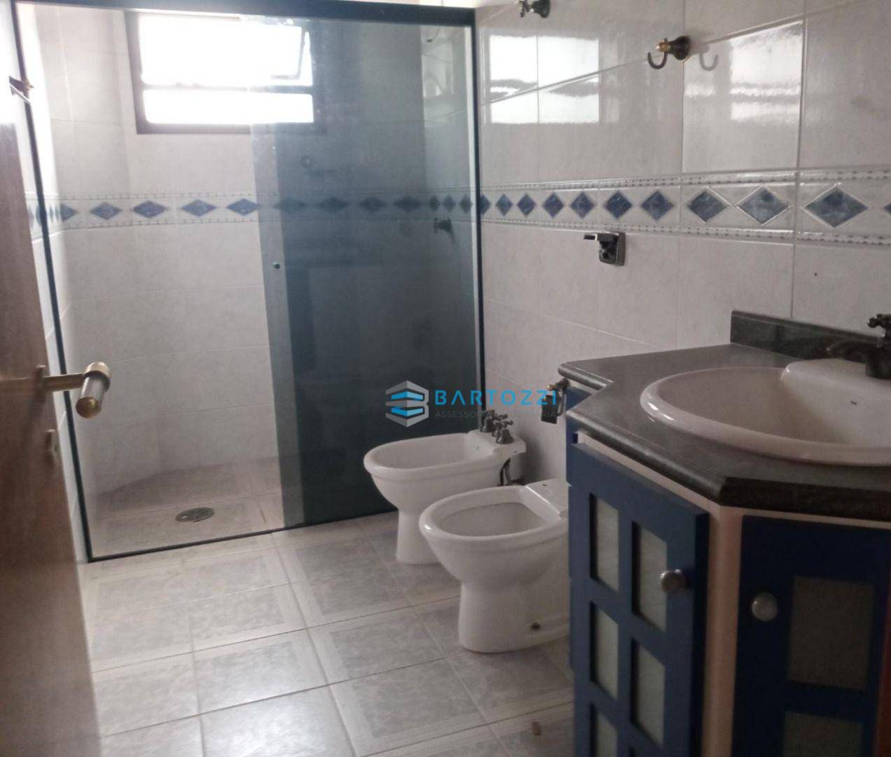 Apartamento à venda com 3 quartos, 110m² - Foto 30