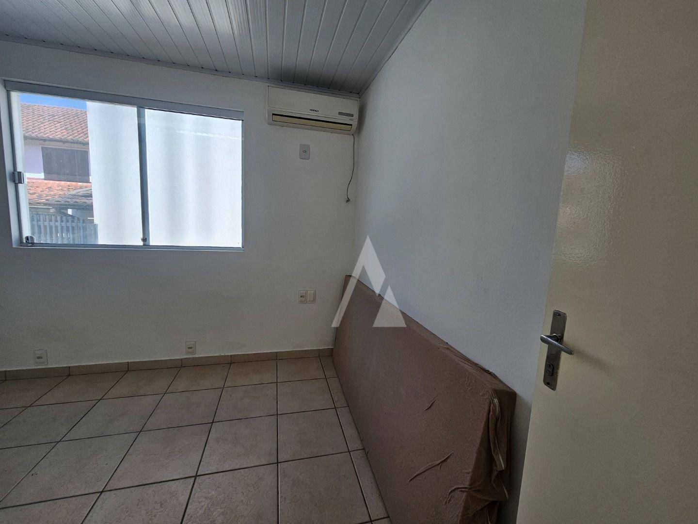 Casa de Condomínio à venda com 2 quartos, 124m² - Foto 13