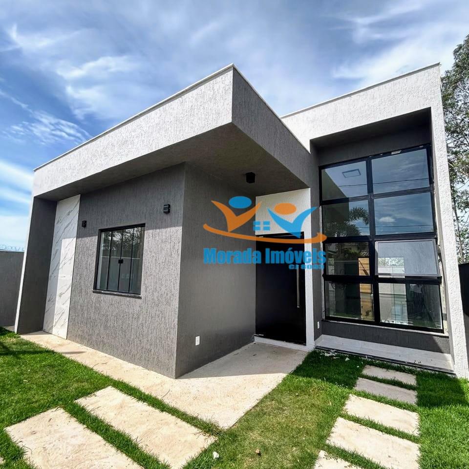 Casa à venda com 2 quartos, 200m² - Foto 1