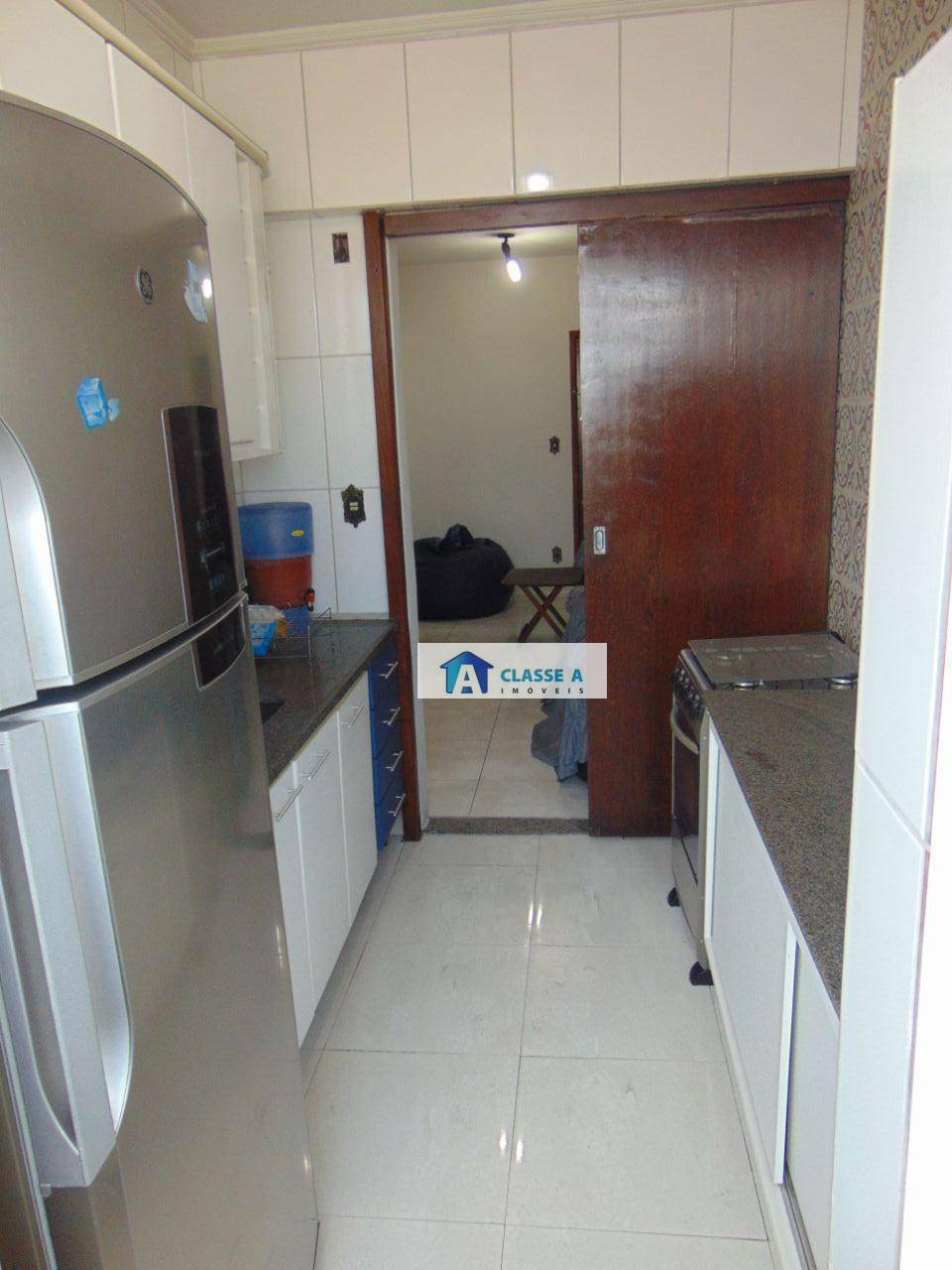 Apartamento à venda com 2 quartos, 76m² - Foto 10