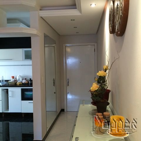 Apartamento para alugar com 2 quartos, 81m² - Foto 1