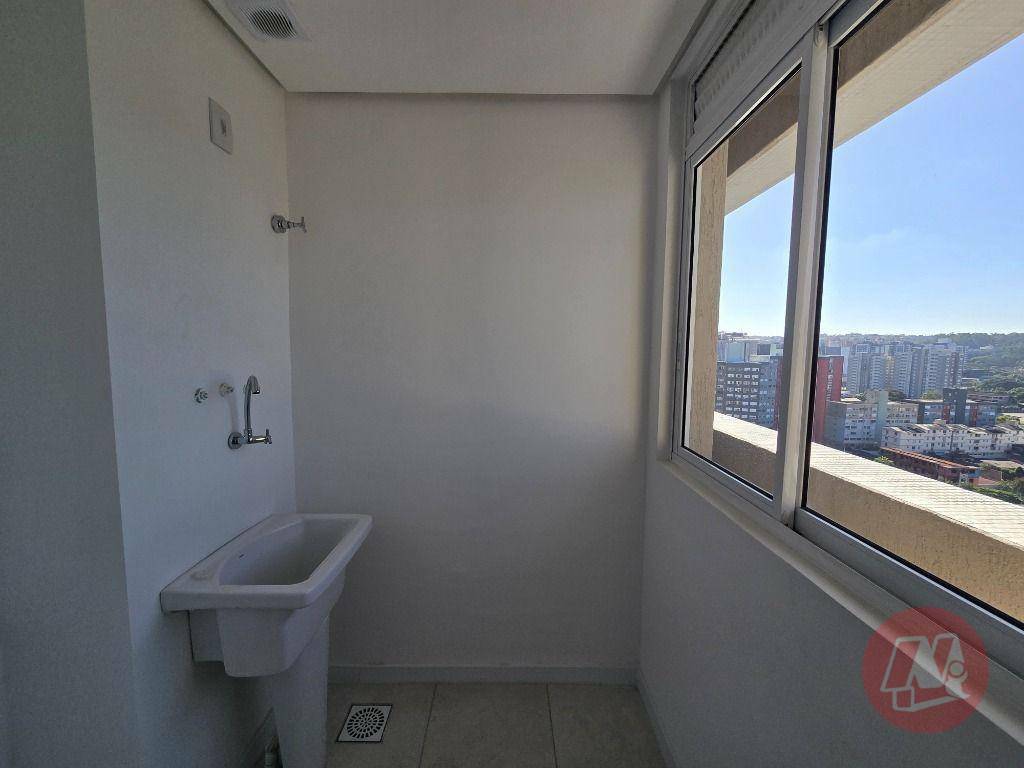 Apartamento para alugar com 3 quartos, 74m² - Foto 11