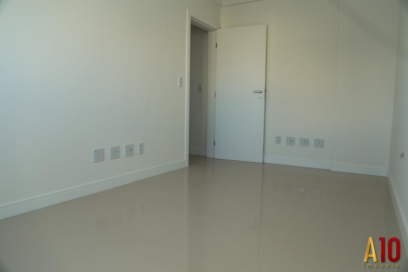 Apartamento à venda com 2 quartos, 94m² - Foto 12