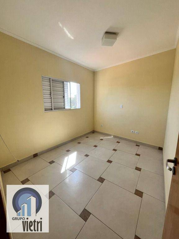 Apartamento para alugar com 2 quartos, 45m² - Foto 11