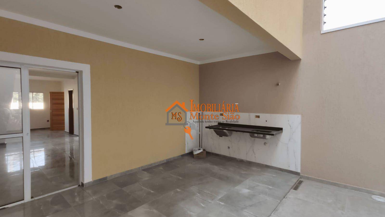 Sobrado à venda com 3 quartos, 121m² - Foto 1