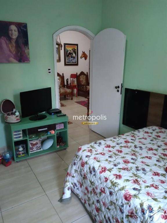 Sobrado à venda e aluguel com 3 quartos, 210m² - Foto 9