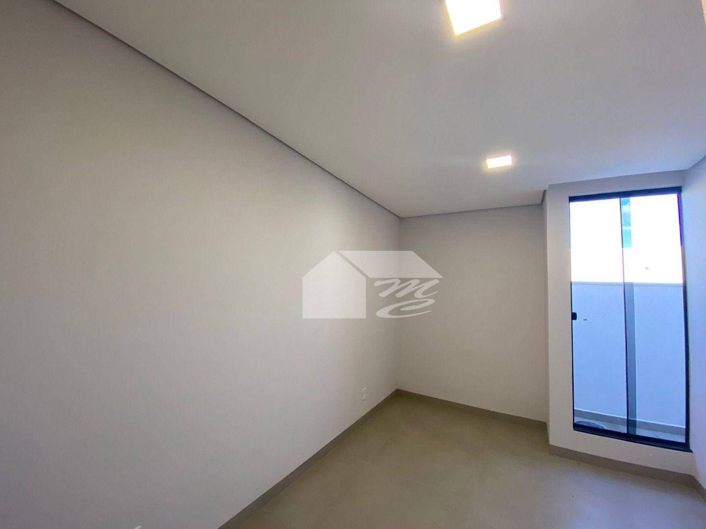 Casa à venda com 3 quartos, 152m² - Foto 12