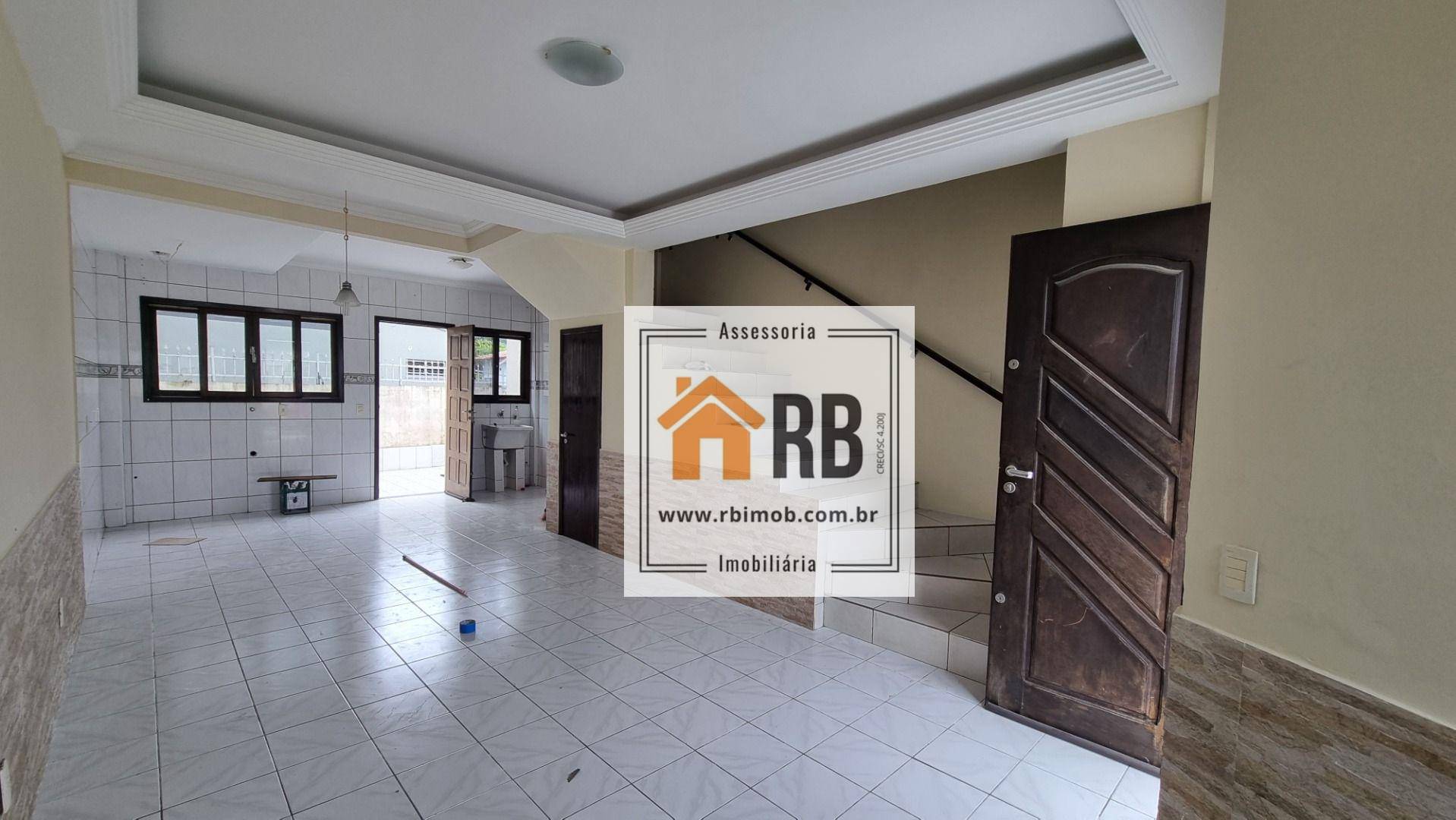 Sobrado para alugar com 2 quartos, 75m² - Foto 2
