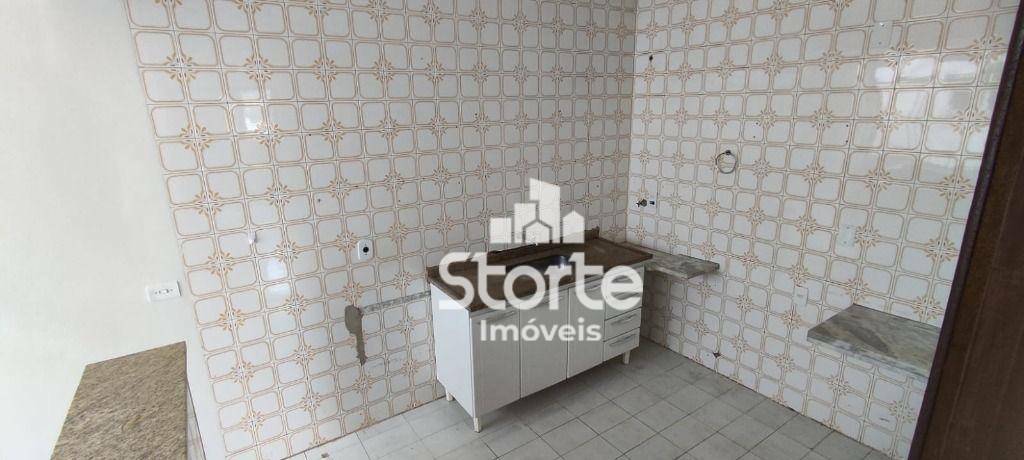 Apartamento à venda com 3 quartos, 128m² - Foto 4