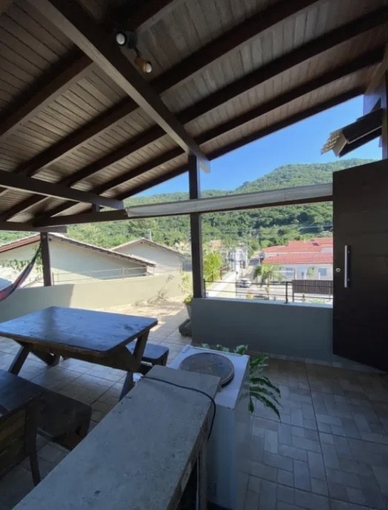 Casa para alugar com 3 quartos, 350m² - Foto 17