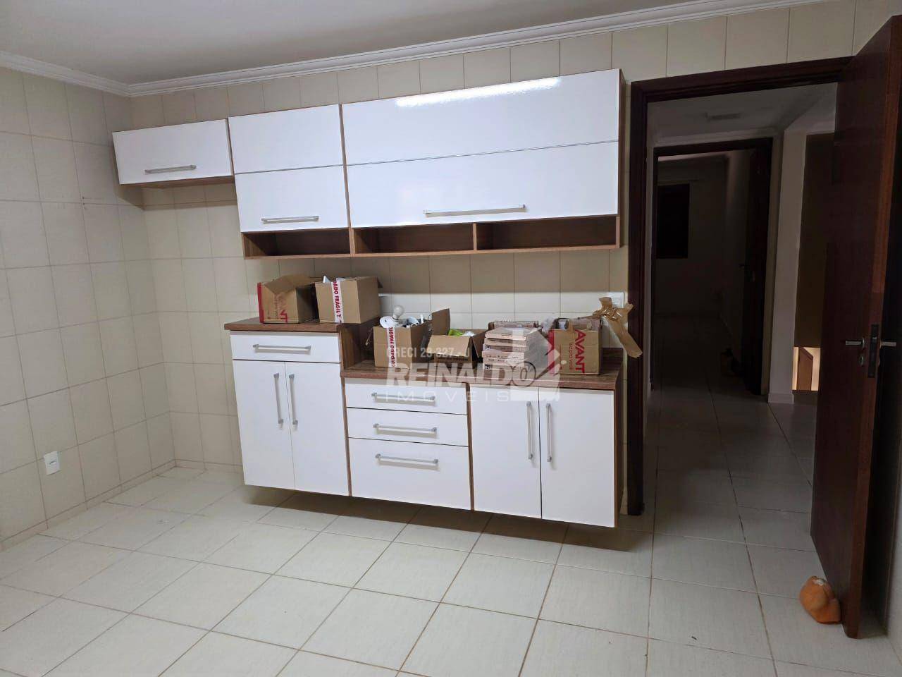 Casa de Condomínio para alugar com 3 quartos, 250m² - Foto 58