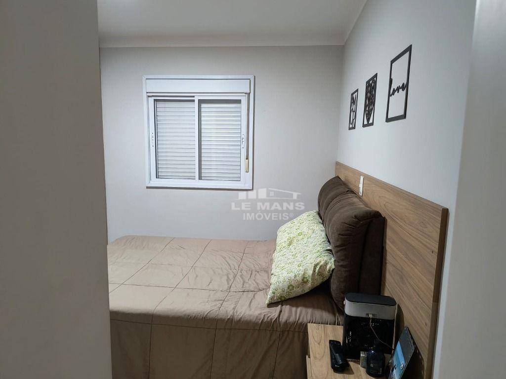 Apartamento à venda com 2 quartos, 62m² - Foto 9