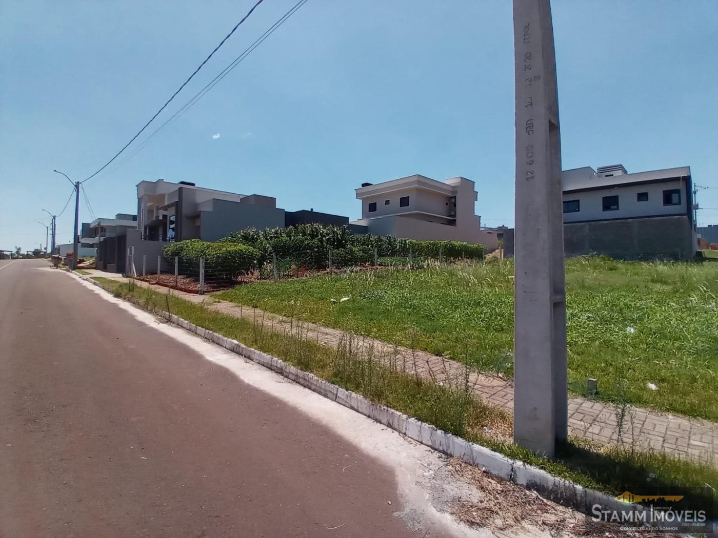 Terreno à venda, 300m² - Foto 1