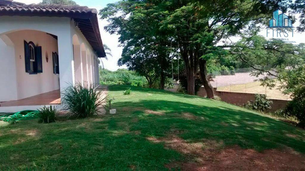 Chácara à venda com 3 quartos, 304m² - Foto 10