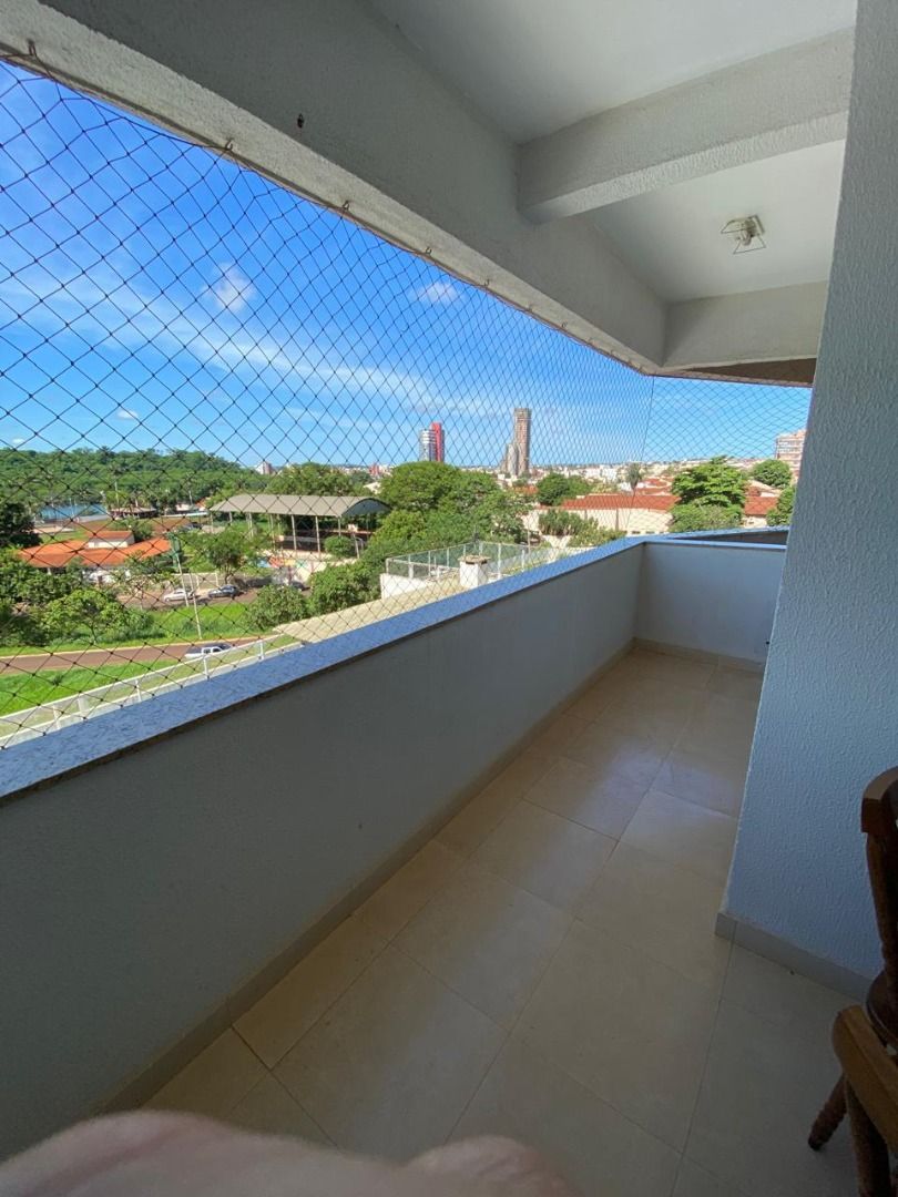 Apartamento para alugar com 3 quartos, 80m² - Foto 5