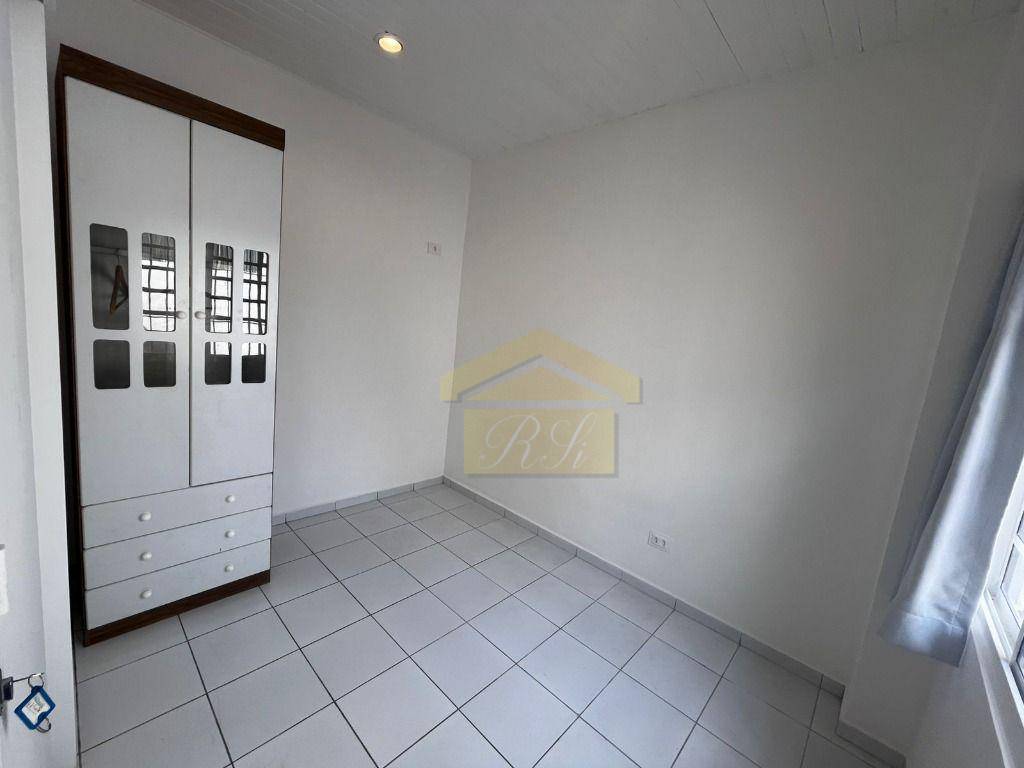 Casa para alugar com 1 quarto, 40m² - Foto 7