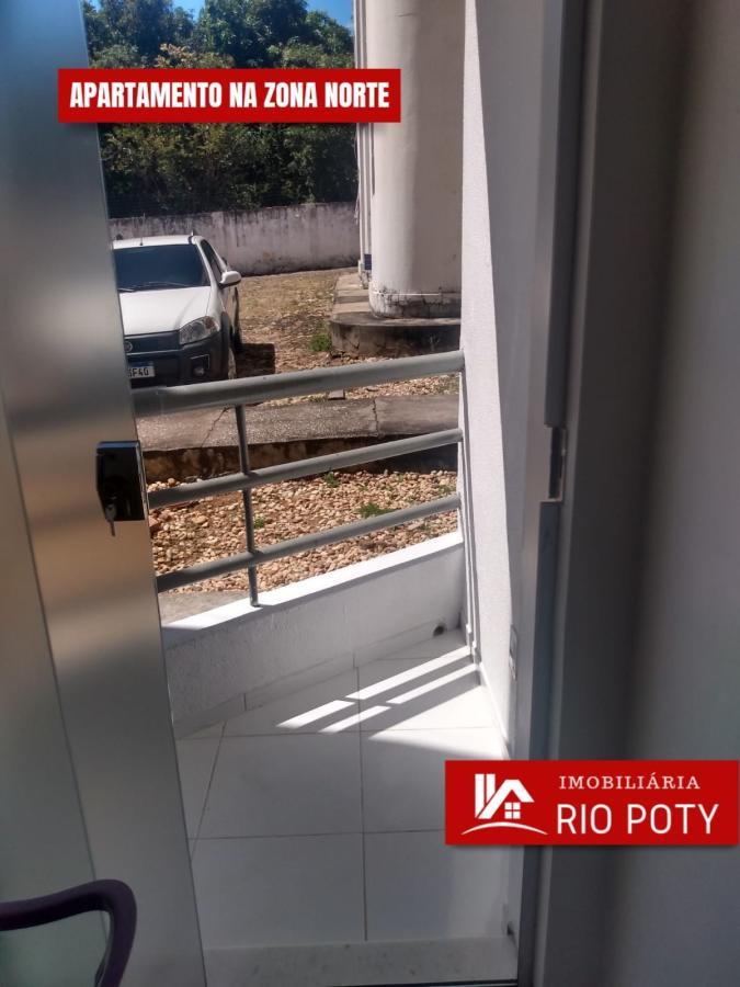 Apartamento à venda com 2 quartos, 48m² - Foto 3