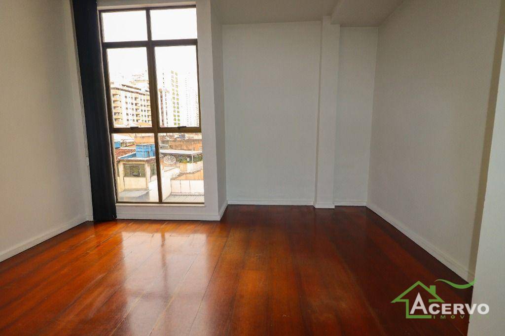 Apartamento à venda e aluguel com 1 quarto, 64m² - Foto 4