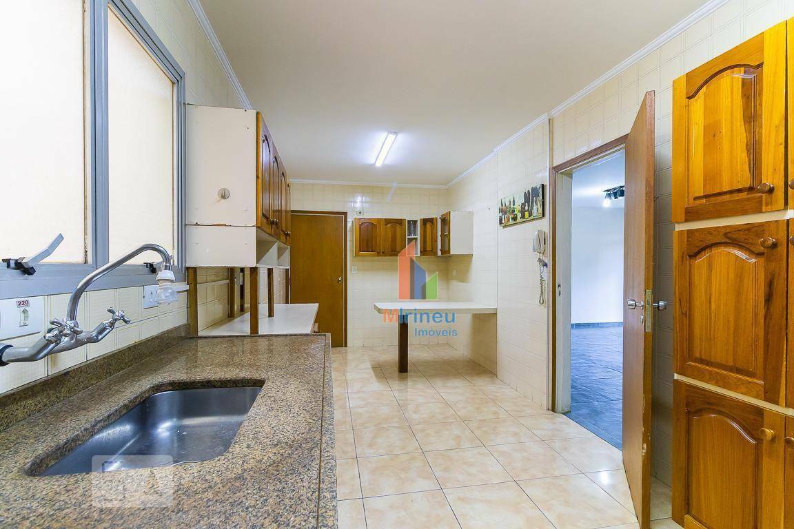 Apartamento à venda com 4 quartos, 135m² - Foto 1