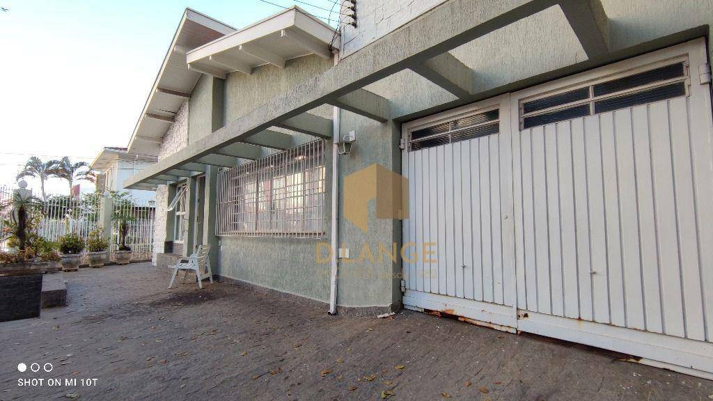 Casa à venda e aluguel com 5 quartos, 250m² - Foto 3