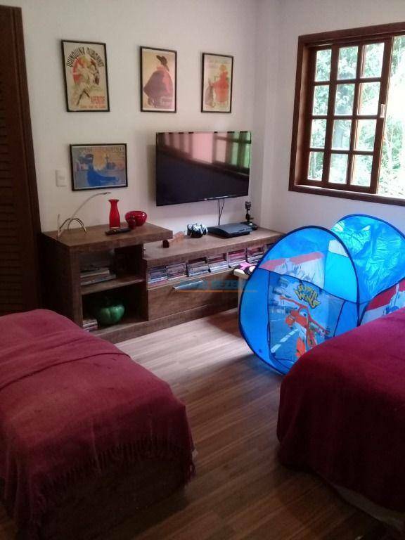 Casa de Condomínio à venda com 3 quartos, 270m² - Foto 11