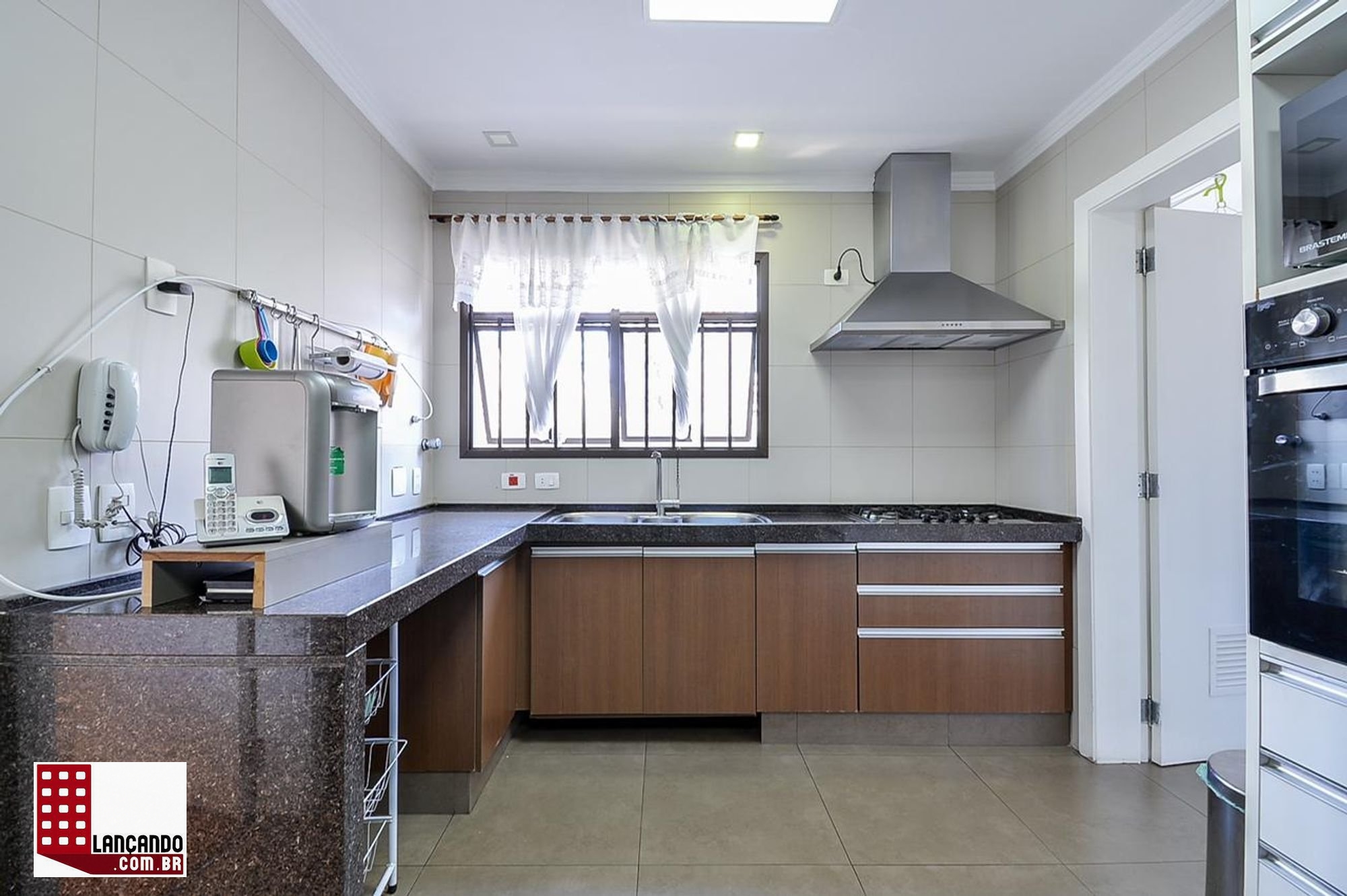 Apartamento à venda com 5 quartos, 240m² - Foto 8