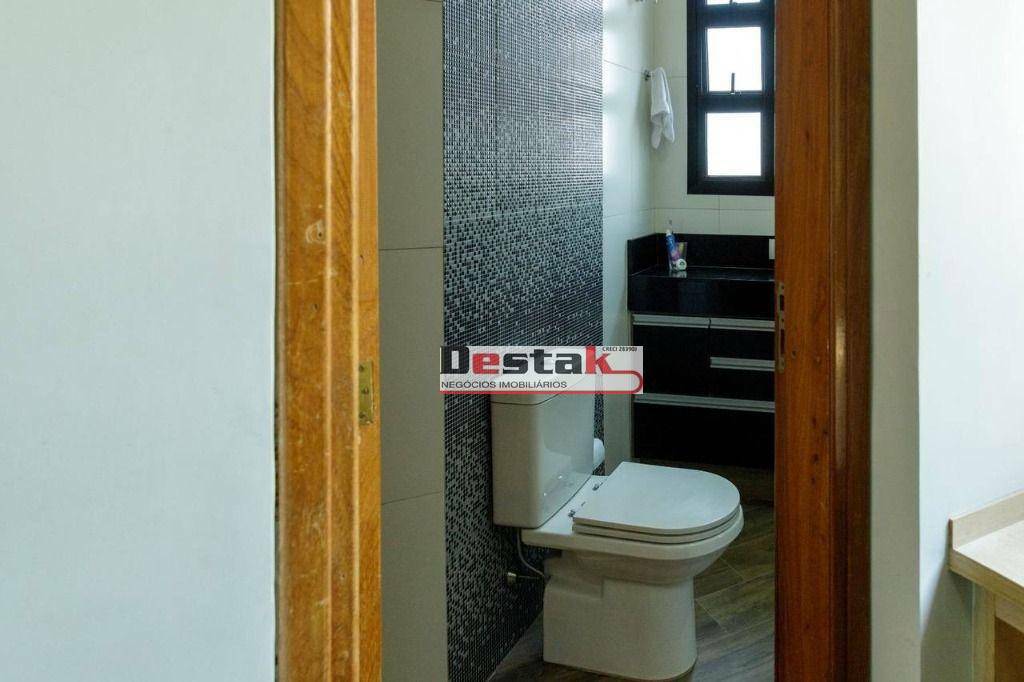 Apartamento à venda com 3 quartos, 135m² - Foto 17